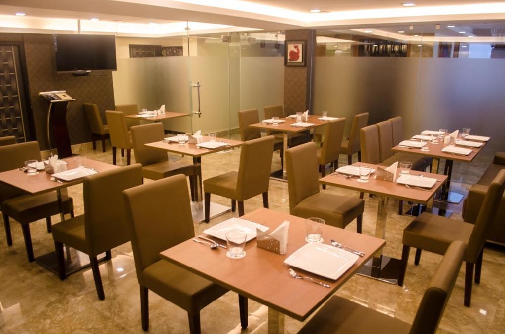 Hotel Comfotel Kalkutta Kültér fotó