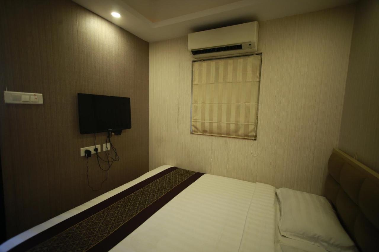 Hotel Comfotel Kalkutta Kültér fotó