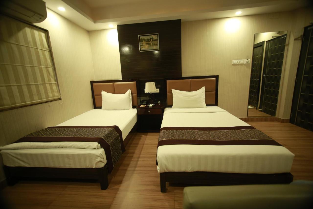 Hotel Comfotel Kalkutta Kültér fotó