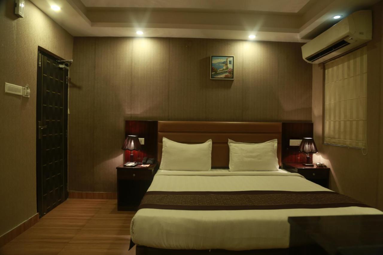 Hotel Comfotel Kalkutta Kültér fotó